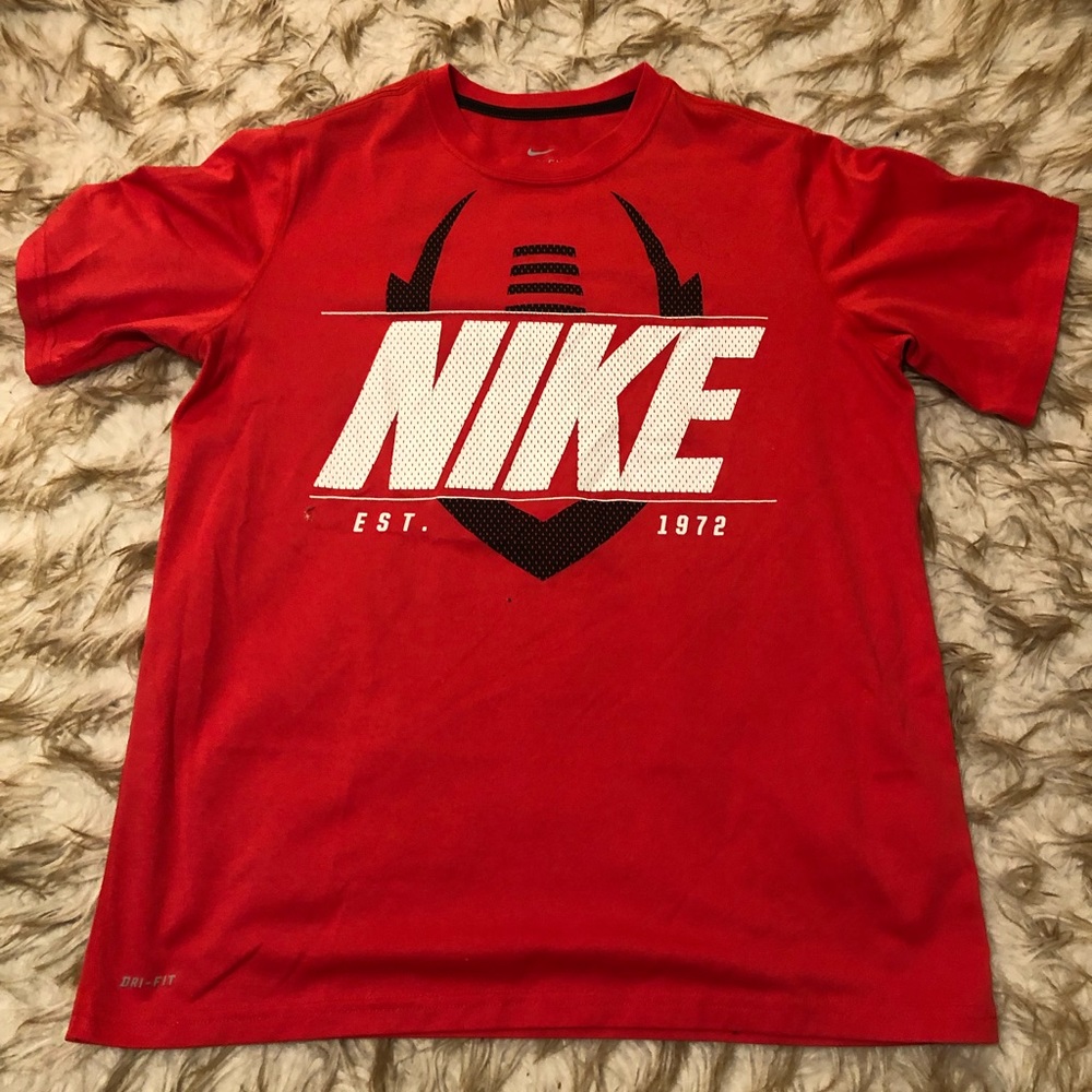 Boys youth XL dry fit Nike tee